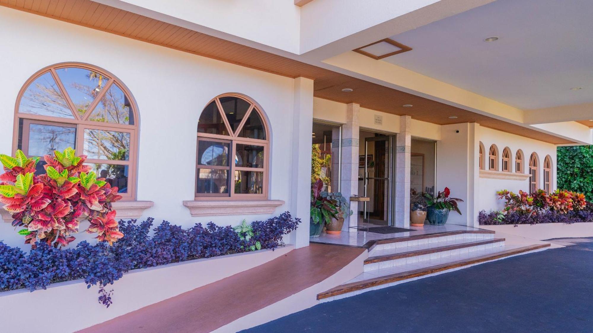 Buena Vista Chic Hotel Pilas Экстерьер фото